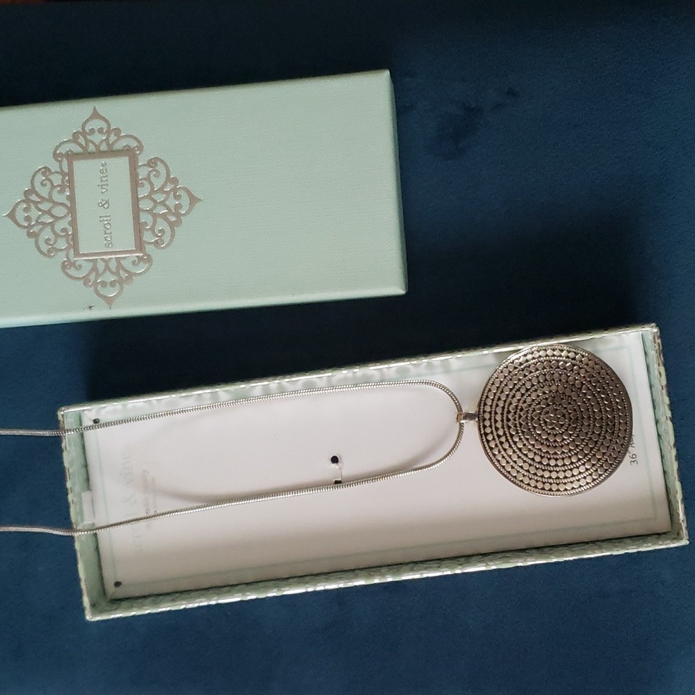 Scroll & Vines Necklace